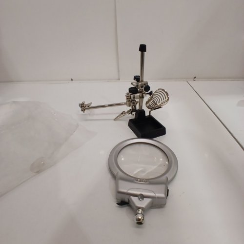 HELPING HAND WITH MAGNIFIER FOR ELECTRONICS - 3" image 3