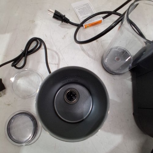 VERTUO POP+ BUNDLE WITH MILK FROTHER AND SAMPLE PODS - 750ML WATER CAPACITY - DARK GREY - (MODEL: BNV151DGR1BUC1) image 9