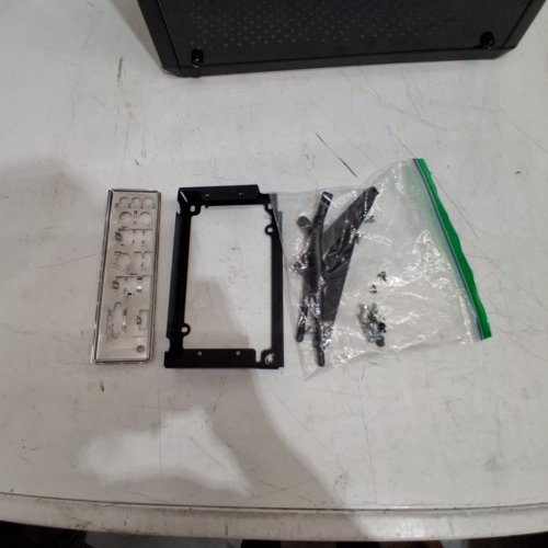 COOLER MASTER MASTERBOX COMPUTER CASE WITH COOLING FAN AND TRANSPARENT ACRYLIC SIDE PANEL - BLACK (MODEL: Q300L) image 5