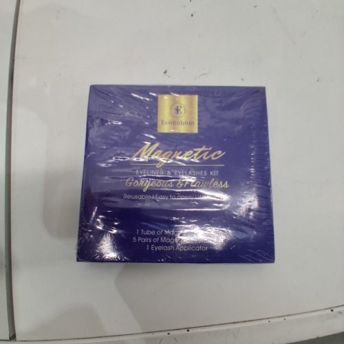 5PR ECONOHUM MAGNETIC EYELINER & EYELASHES KIT image 2