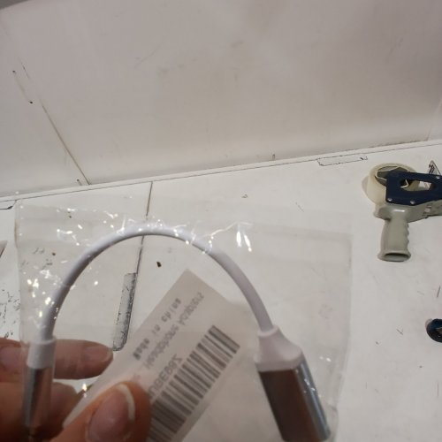 HEADPHONE ADAPTER - 3.5 MM TO USB-C - WHITE image 3