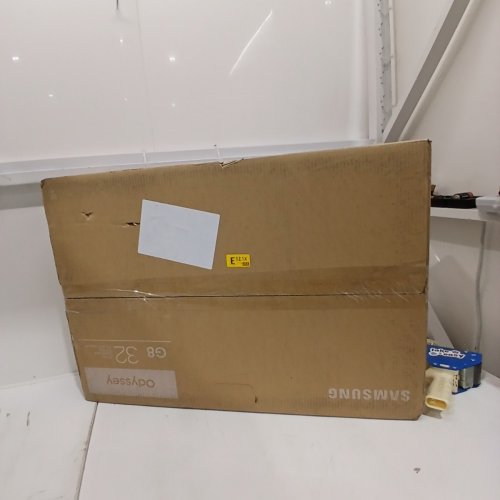 SAMSUNG ODYSSEY G8 6K IPS GAMING MONITOR, GSYNC, FREESYNC, HDMI, USB-C - 32" -6K 180 3K 330HZ (MODEL: LS32HG802SNXZA) image 9