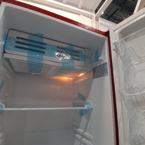 FRIGIDAIRE COMPACT REFRIGERATOR - 3.2 CU. FT, 19.01" X 18.7" X 33.27", 115 V - RED (MODEL: EFR376-B-RED-6COM) image 3