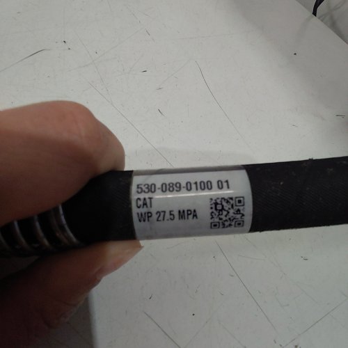 CAT HYDRAULIC HOSE ASSEMBLY - 35"; 27.5 MPA WP - BLACK (ITEM: 530-089-0100 01) image 2