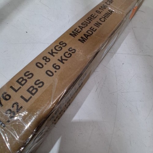 AMAZON BASICS ADJUSTABLE LENGTH CLOTHES HANGING ROD - 30" - 48" - CHROME image 2