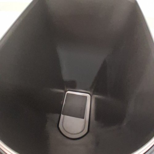 SIMPLE HUMAN PET FOOD STORAGE CAN - EXTRA LARGE - SILVER image 3