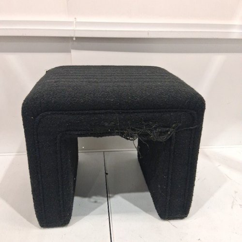 GET SET STYLE U SHAPED VANITY STOOL OTTOMAN - 20" X 16.93" X 17.72" - BLACK image 2