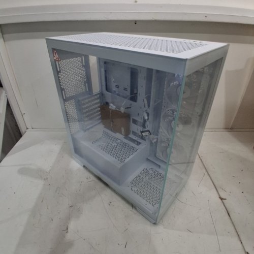 CORSAIR 3500X SERIES RS-R ARGB MID-TOWER PC CASE WITH 3 PRE INSTALLED FANS - WHITE (MODEL : CC-9011323-WW) image 2