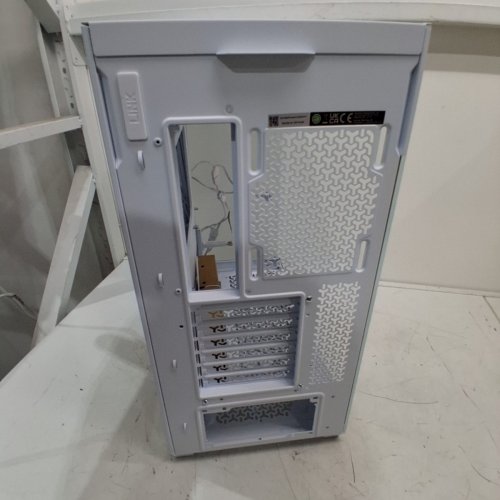 CORSAIR 3500X SERIES RS-R ARGB MID-TOWER PC CASE WITH 3 PRE INSTALLED FANS - WHITE (MODEL : CC-9011323-WW) image 5