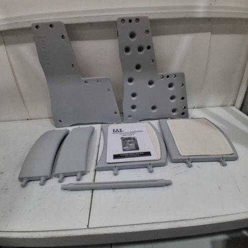 PET GEAR INC EASY STEP II PLASTIC PET STAIRS WITH REMOVABLE WASHABLE CARPET TREADS - SUPPORTS 150LB MAX - 16" X 16" X 22" - FOG GREY (MODEL: PG9720FO) image 2