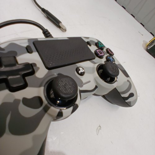 NACON OFFICIALLY LICENSED WIRED CONTROLLER FOR PLAYSTATION 4 - GREY CAMO (MODEL: BB4469) image 4