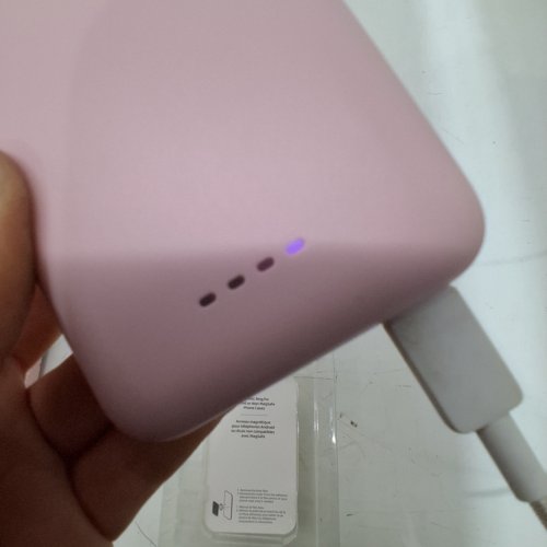 POWEROLOGY MAGSAFE COMPATIBLE POWER BANK - 10W/5000 MAH - PINK (MODEL: WPP85MS8K) image 2