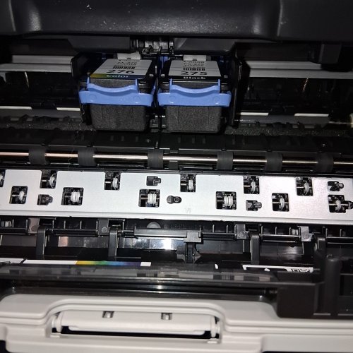 CANON PIXMA ALL-IN-ONE WIRELESS INKJET PRINTER - BLACK (MODEL: TR4720) image 4