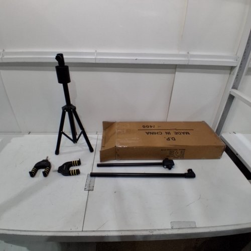 ADJUSTABLE HEIGHT DUAL GUITAR TRIPOD STAND WITH AUTO-LOCK HOOKS - 15KG MAX - BLACK image 2