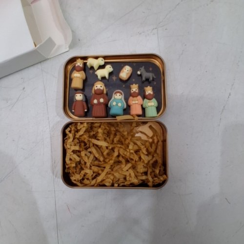 10PC HEARTH & GEAR MINI PORTABLE POCKET BIRTH OF ORNAMENT SCENE WITH HOLY FAMILY image 2