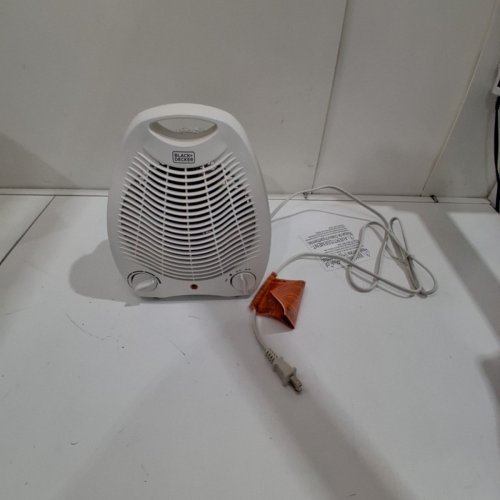 BLACK+DECKER PORTABLE SPACE HEATER WITH OVERHEAT PROTECTION FOR INDOORS - 1500W - WHITE - (MODEL:BHD101W) image 3
