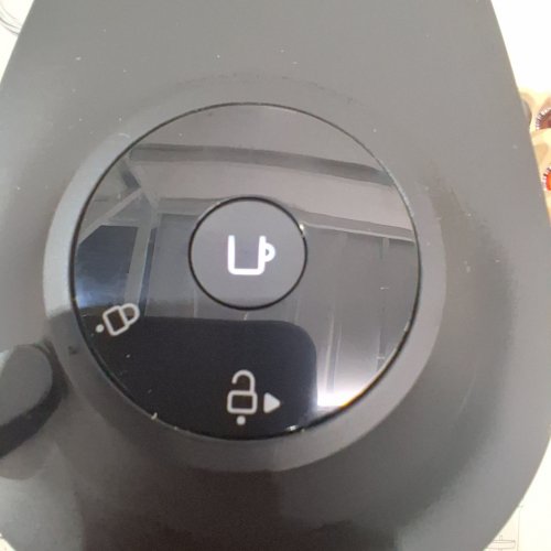 DE'LONGHI NESPRESSO VERTUO POP COFFEE MAKER - BLACK (MODEL: ENV90BCA) image 2