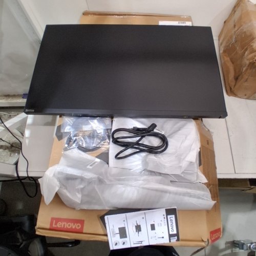 LENOVO THINKVISION LED MONITOR - 32" - 16:9 - BLACK (MODEL: T32H-30) image 4
