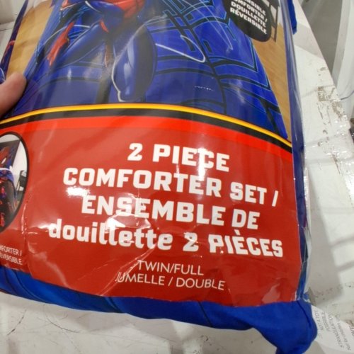 2PC MARVEL SPIDER-MAN REVERSABLE COMFORTER SET - TWIN/FULL - BLUE (MODEL: TR01-Q1/25L447CAN) image 3
