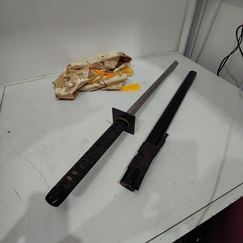 DECORATIVE SHARPENED KATANA SWORD WITH SCABBARD - 35" - BLACK image 2