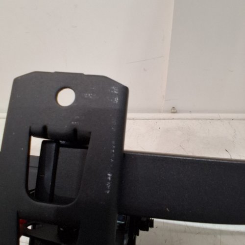 ELIVED FULL MOTION TV MOUNT - 26" TO 55" SCREEN SIZE - 77LBS CAPACITY (MODEL: YD3002) image 3
