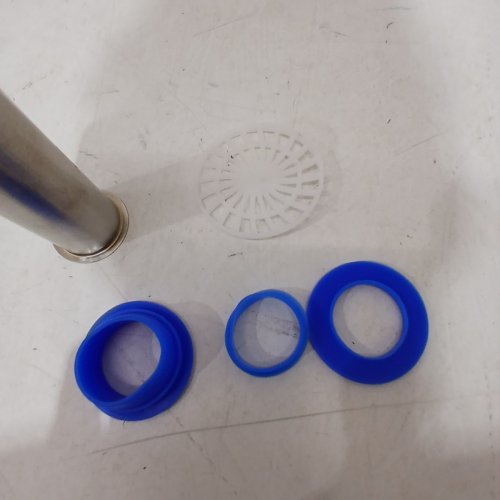FLOOR DRAIN CORE WITH HAIR CATCHER - SILVER / BLUE / WHITE image 4