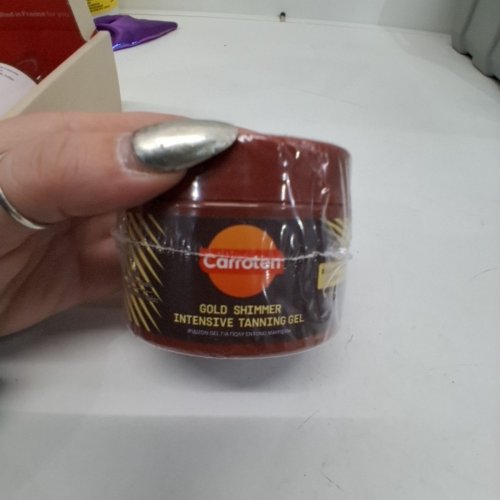 CARROTEN GOLD SHIMMER INTENSIVE TANNING GEL WITH SHIMMERING PEARLS - 150 ML image 2