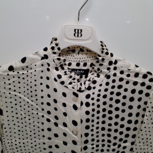 WOMEN'S BARILOCHE POLKA DOT BLOUSE WITH RUFFLED COLLAR - SMALL / MEDIUM - 38 - OFF-WHITE / BLACK (STYLE : BARBERINA) image 4
