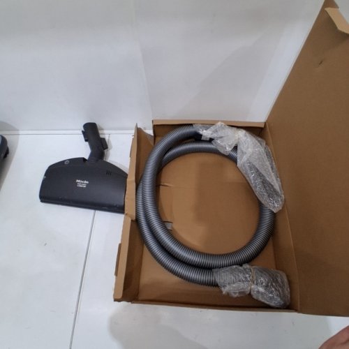MIELE CORDED CANISTER VACUUM CLEANER - 120V - GREY (MODEL: S 762) image 4