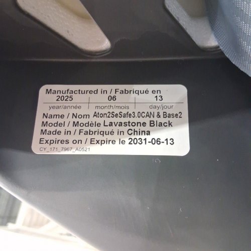 CYBEX ATON 2 INFANT CAR SEAT SLIM FIT, ULTRA LIGHTWEIGHT WITH SENSORSAFE TECHNOLOGY AND BASE - LAVASTONE BLACK (MODEL: 519004629) image 2