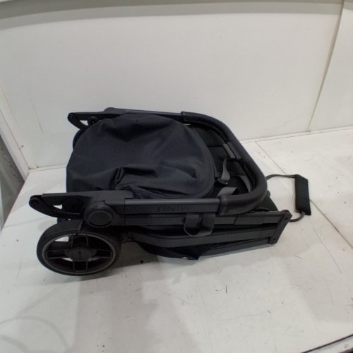 UPPABABY MINU V3 TRAVEL STROLLER - JAKE CHARCOAL (MODEL:‎ 0803-MIN-NA-JKE) image 2