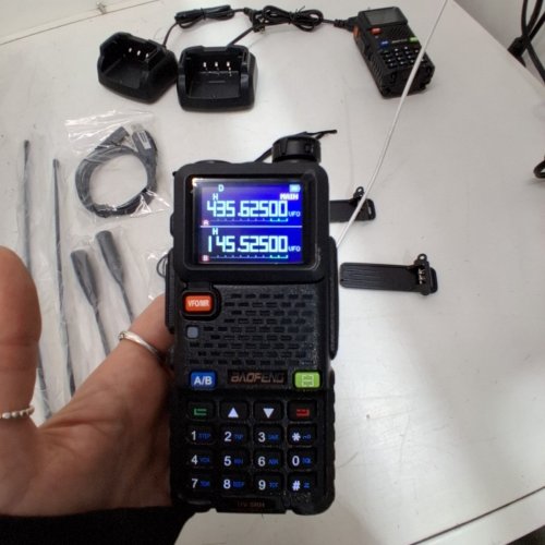 2PK BAOFENG 10W HANDHELD HAM RADIO WITH LONG RANGE - GMRS RADIO - RECHARGEABLE - MULTI BAND TWO WAY RADIO - DIGITAL DISPLAY - 40MILE RANGE (MODEL UV-5RM - KIT) image 4