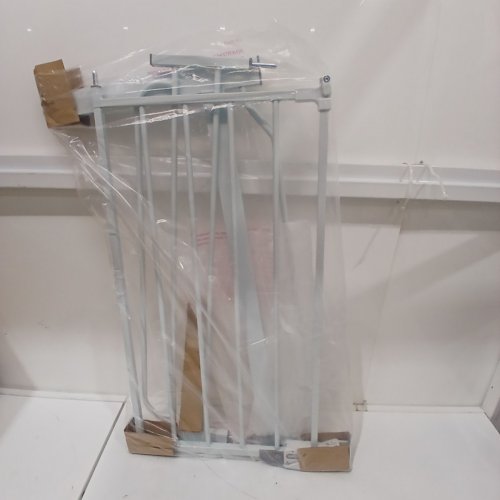 REGALO EASY STEP SAFETY GATE - 29"- 38.5" - WHITE (MODEL: 1160-DS) image 3