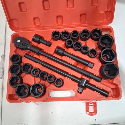 21PC VEVOR IMPACT SOCKET SET , 3/4" - RED CARRY CASE image 3
