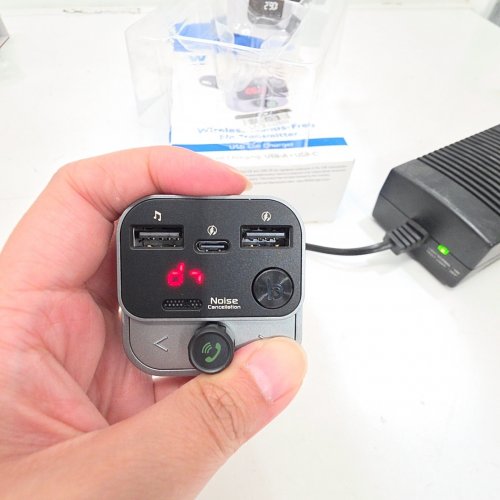 JUST WIRELESS CAR BLUETOOTH FM TRANSMITTER WITH USB-C AND USB-A PORTS - 30W - SILVER/BLACK (MODEL: 20088) image 2