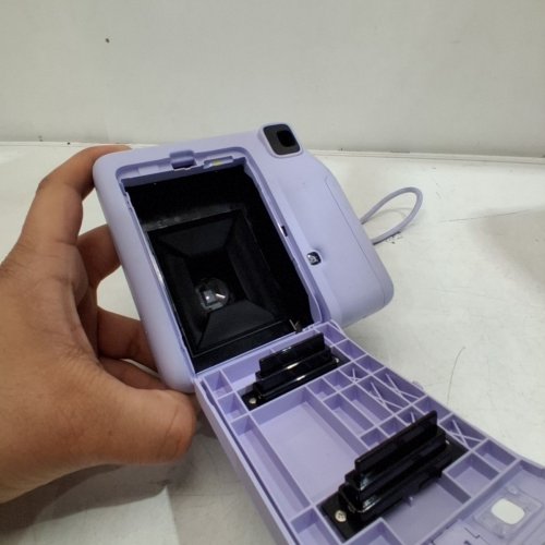 FUJIFILM INSTAX MINI SE INSTANT CAMERA WITH CASE - PURPLE image 7