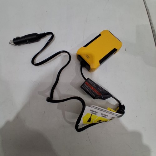 EVERSTART POWER INVERTER WITH USB PORTS - 12V - 120W - BLACK/YELLOW (MODEL: PI120SECA) image 4