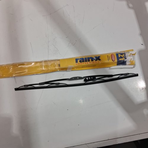 RAIN-X WEATHERBEATER PROFESSIONAL WIPER BLADE - 21" - BLACK image 2