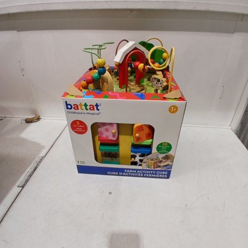 BATTAT KIDS FARM ACTIVITY CUBE image 2