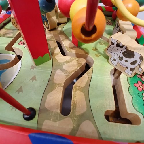 BATTAT KIDS FARM ACTIVITY CUBE image 3