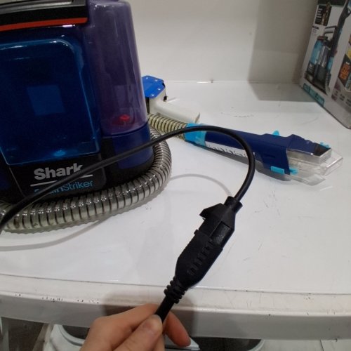 SHARK PORTABLE STAIN STRIKER CARPET CLEANER - GREY/BLUE (MODEL: PX200C) image 2