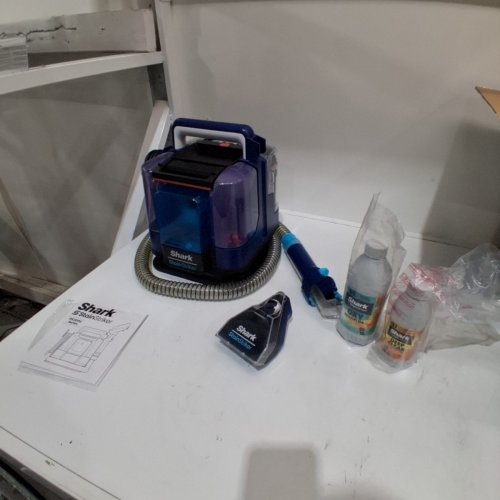 SHARK PORTABLE STAIN STRIKER CARPET CLEANER - GREY/BLUE (MODEL: PX200C) image 3