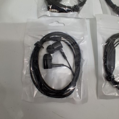 6PK SUPER BASS IN-EAR WIRED HEADPHONES - 3.5 MM - BLACK image 3