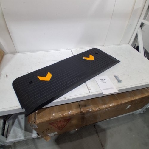 VEVOR RUBBER CURB RAMP - 17" X 40" X 2" - BLACK (MODEL: KR-11) image 4