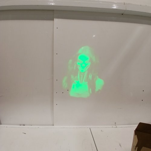 OUTDOOR PROJECTOR FOR HALLOWEEN, 3D DYNAMIC SKULL GHOST LADY - SPOOKY GREEN (MODEL: SE369-021) image 2