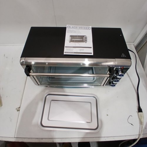 BLACK+DECKER CONVECTION TOASTER OVEN - 1500W 120 V - STAINLESS STEEL AND BLACK (MODEL: TO3250XSB) image 5