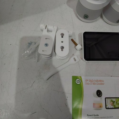 3PC LEAPFROG WIFI VIDEO BABY MONITOR WITH 2 1080P CAMERAS - 360° PAN & TILT, 5” 720P HD DISPLAY, NIGHT LIGHT, COLOUR NIGHT VISION, APP CONTROL - WHITE (MODEL: LF925-2HD) image 6