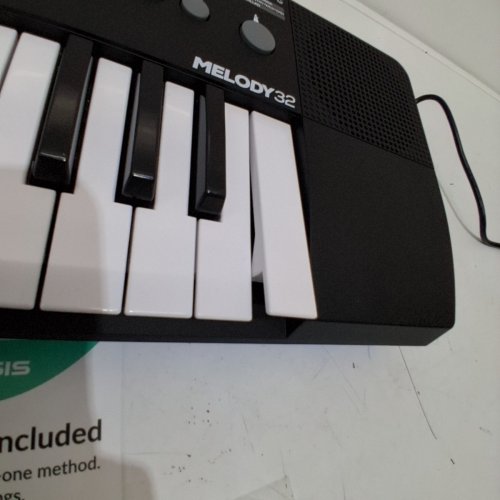 ALESIS MELODY32 DIGITAL ELECTRIC KEYBOARD PIANO/MIDI CONTROLLER - BATTERY OR USB-POWERED - BLACK (MODEL: MELODY 32) image 4