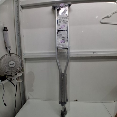 2PK MEDLINE GUARDIAN STANDARD ALUMINUM ADJUSTABLE CRUTCHES - 5.2FT-5.10FT - GREY (MODEL: MDSV80535) image 2