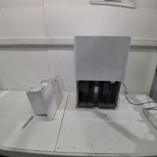 AMAZON BASICS DEHUMIDIFIER WITH DRAIN PUMP - 50PINT - ROOMS UP TO 4000SQFT - WHITE (MODEL: MDUDP-50AEN8-BA9B) image 3